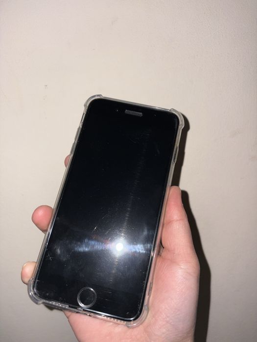 iPhone 7 Plus 64 GB, чёрный продаю срочно