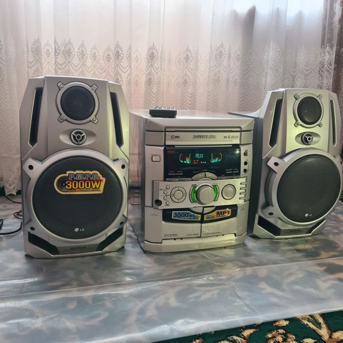 Музыкальный центр Lg