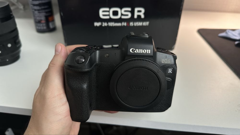 Продам Canon eos R
