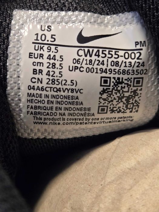 Чисто нови оригинални маратонки Nike Air Max