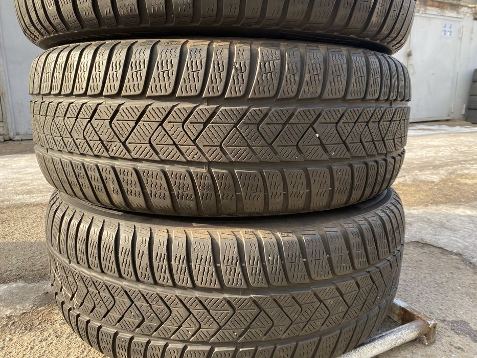 245/50/19 комплект бу пирелли