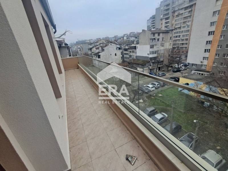 Продава се Четиристаен апартамент в Варна, Лятно кино Тракия - 148 кв.м за 1051 €/кв.м - Снимка #5