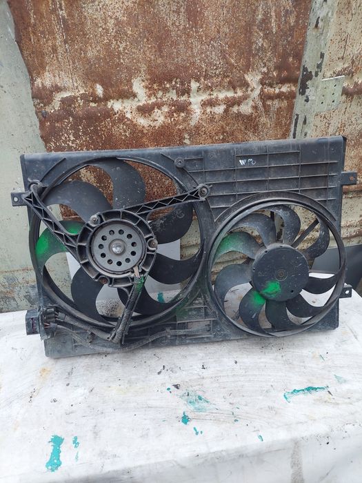 Dezmembrez Vw Polo 1.2 benzina GPL 2002