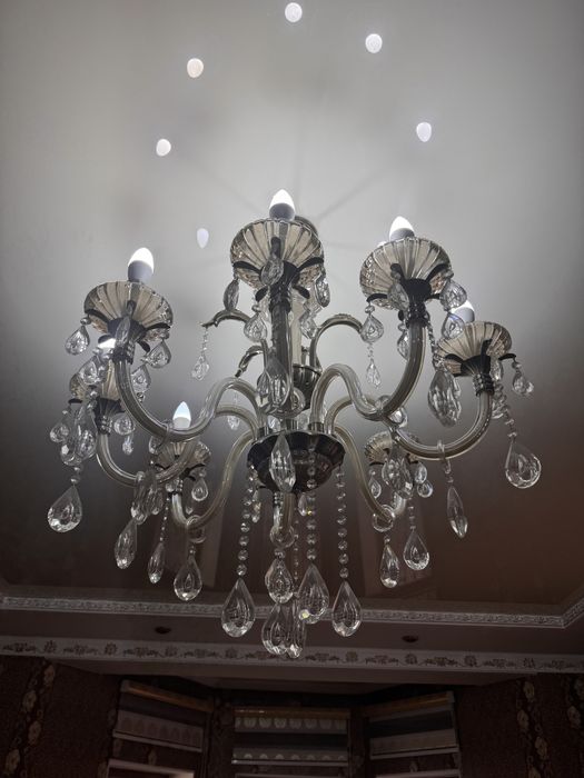 Люстра в Гостинную