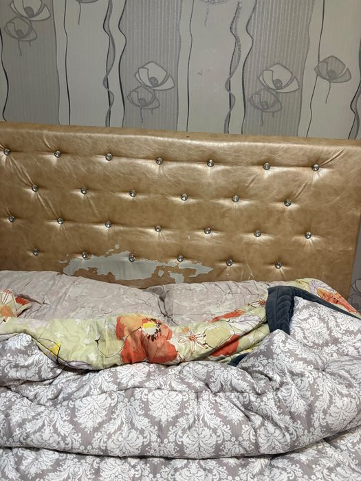 Двуспальная кровать, продается срочно