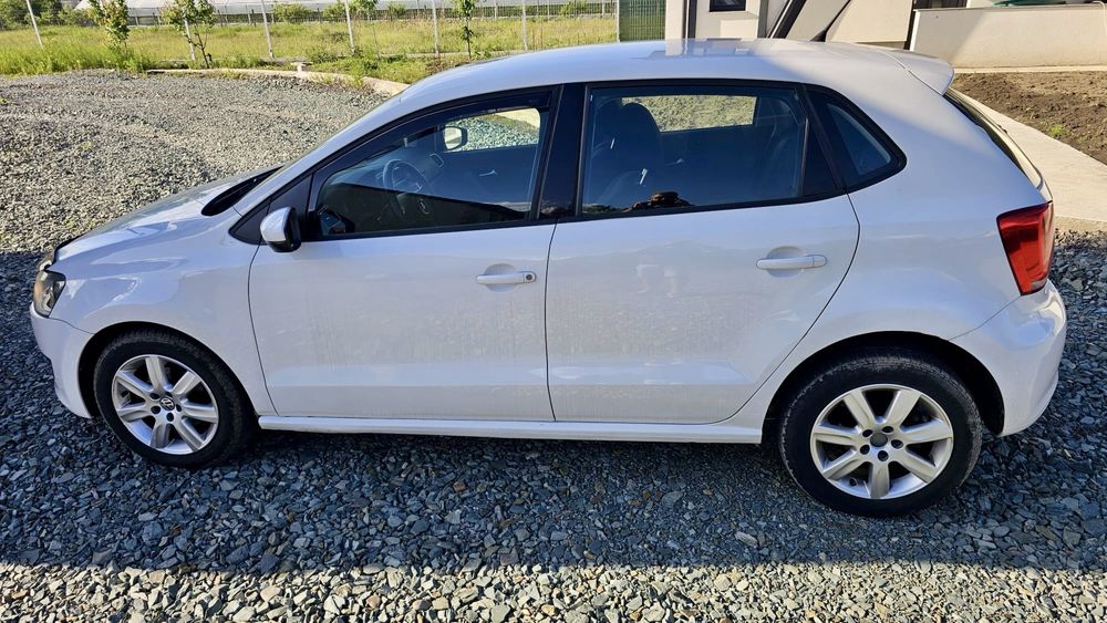 VOLKSWAGEN Polo 2013 — imagine 4