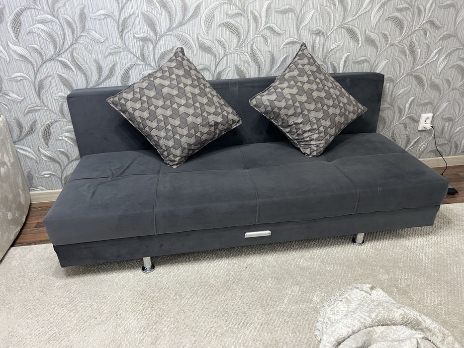 Продам диван тахта