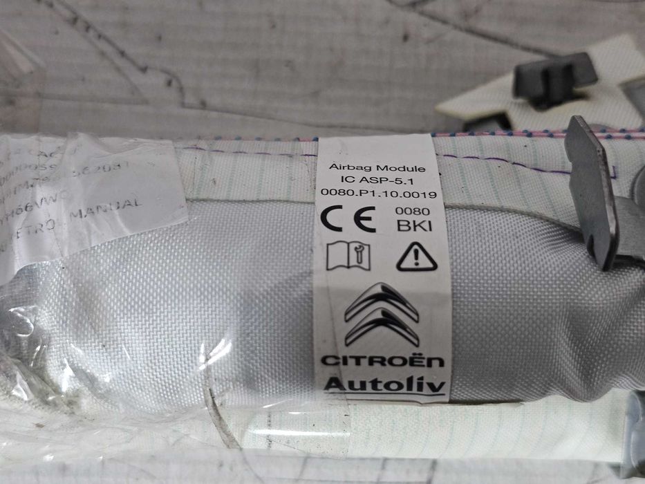 Airbag cortină dreapta Citroen C4 Cactus 2014-2020 2016 1.2 PureTech Cod OEM: 9804358780 (5E3)