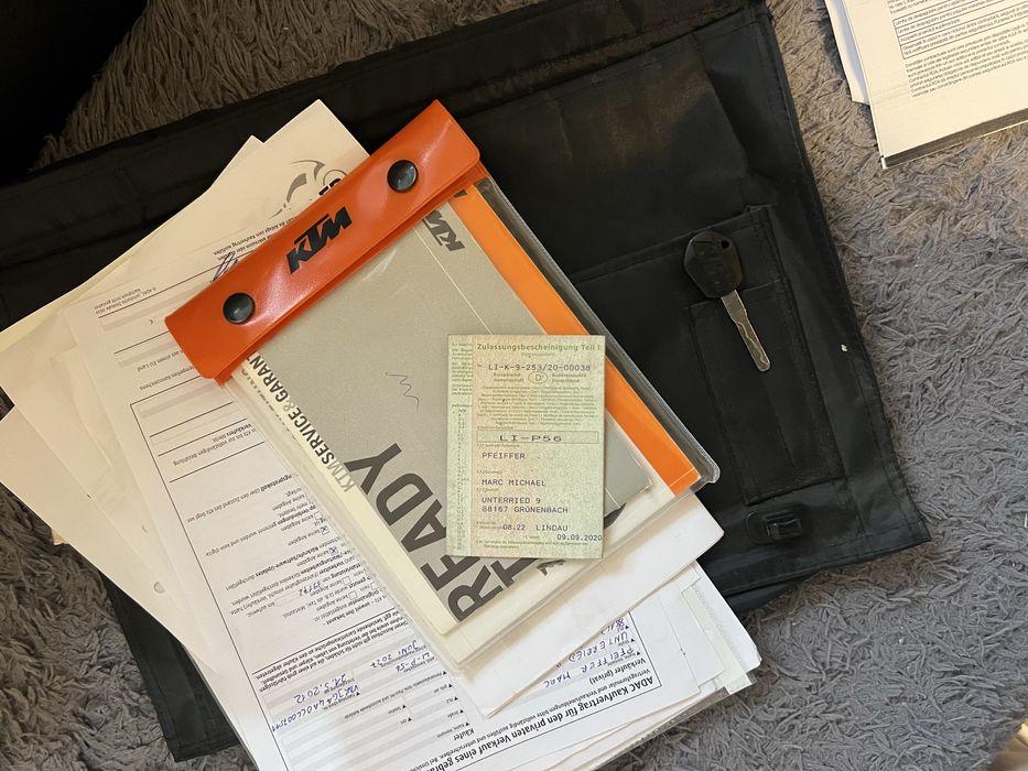 Ktm duke 125 A1 …..