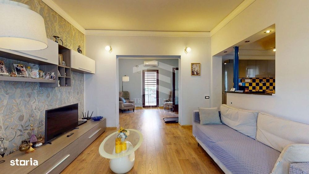 Apartament interbelic cu 3 camere, 124 mp, vis-à-vis de