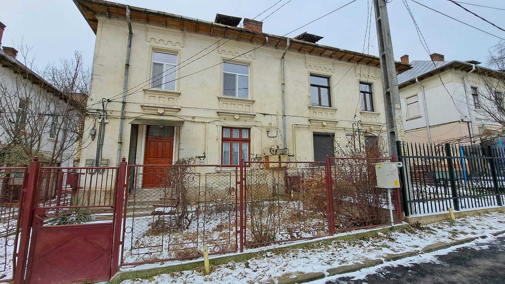 Vand apartament in vila Roman, Neamt