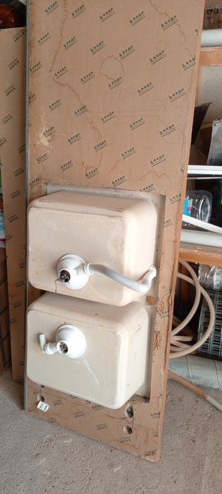 Продается мойка керамическая