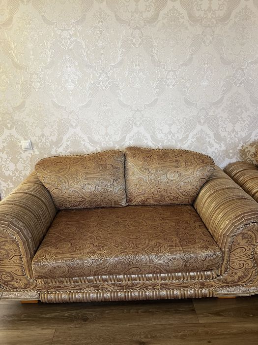 Продается диваны