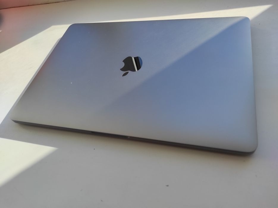 Macbook pro 2017. МакБук про 2017. Срочно