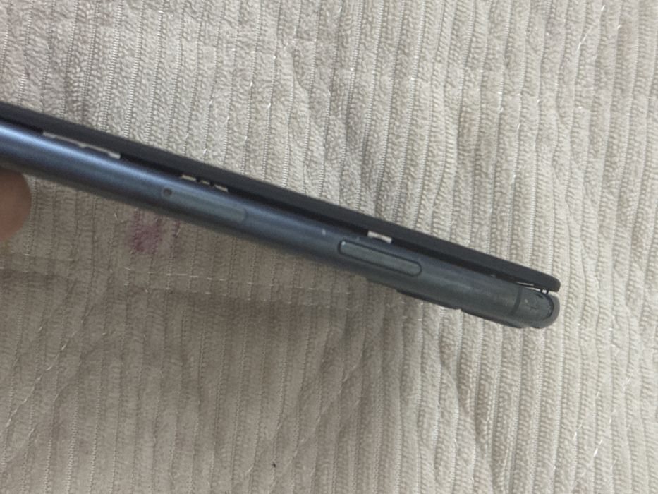 Iphone 11 pro,на запчасти