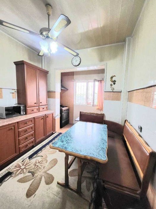 ПРОДАЕТСЯ КВАРТИРА.Юнусабад 14 2\6\9 общий коридор (можно в ипотеку )