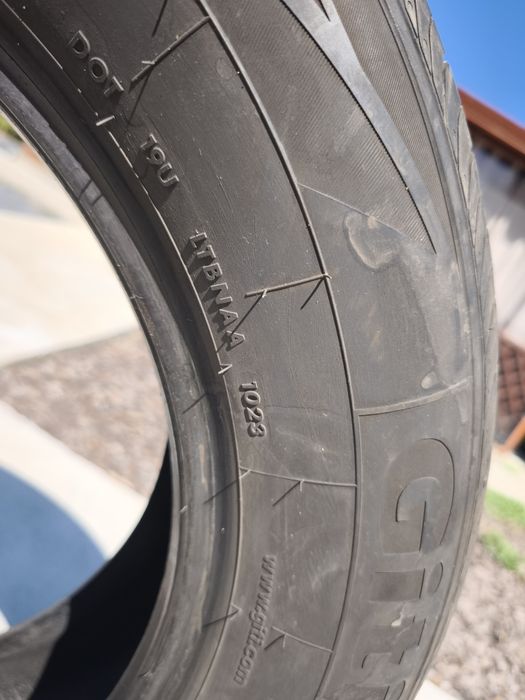 Резина летняя 235/65 r18