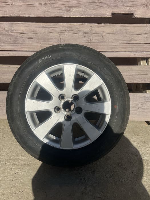 Yokohama A348 215/60 R16 95V