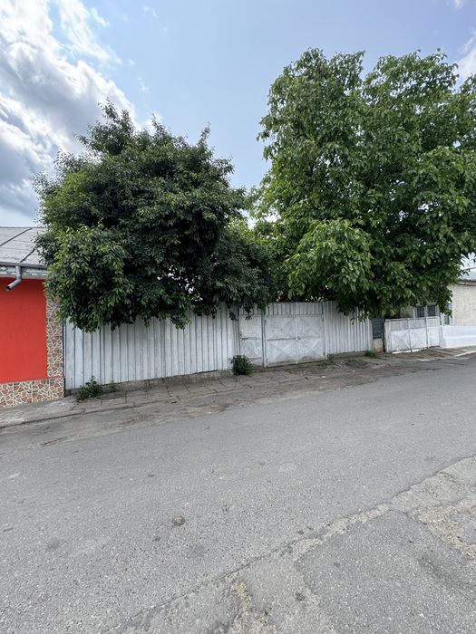 Casă+teren de vânzare 680m.p. str. Stefan cel Mare Tecuci