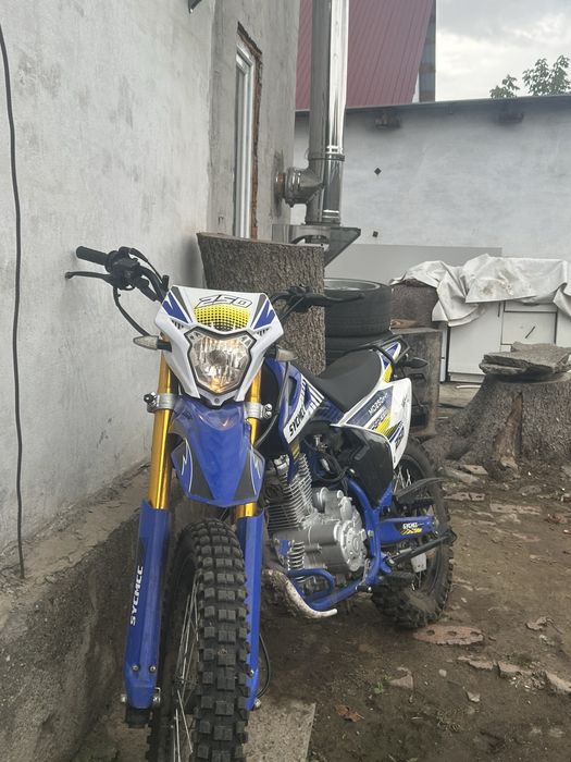 Продам мотоцикл в хорошем состояние