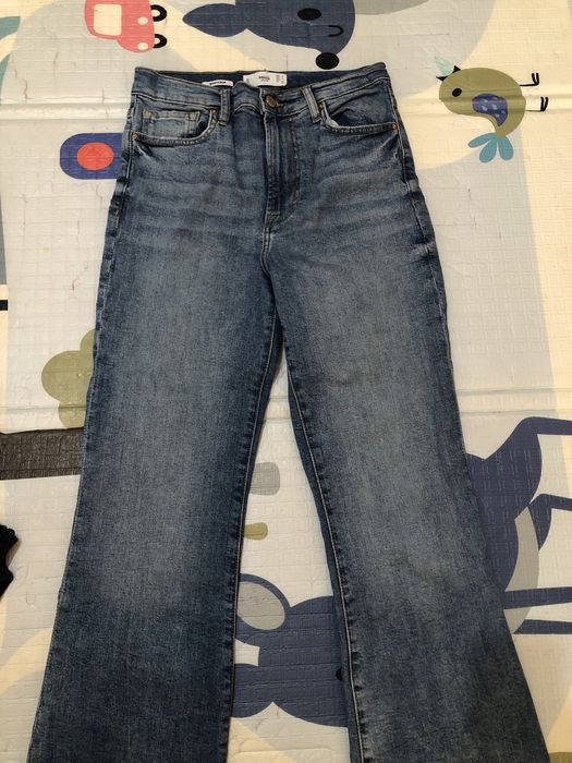 Джинсы      Манго