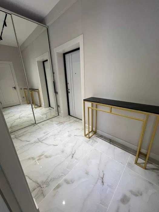 1-комнатная квартира в стиле Hi-Tech в центре города!