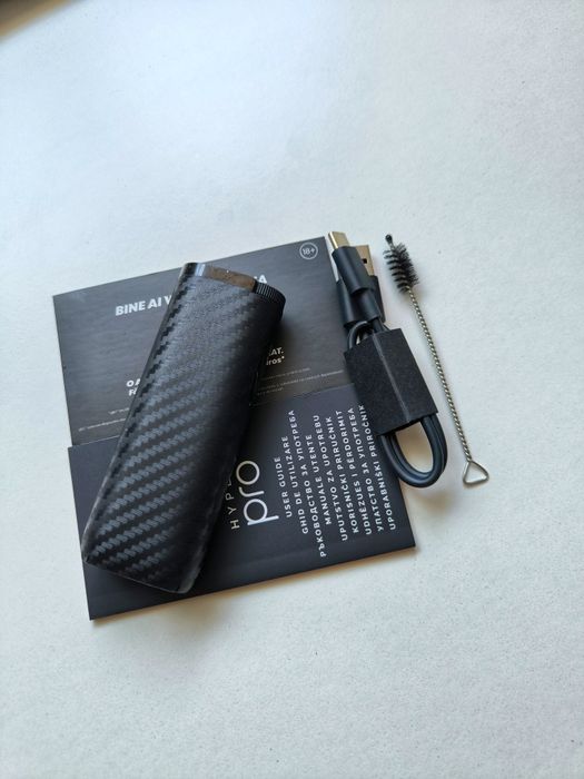 Glo Hyper Pro colantat in carbon