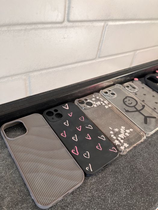 Чехлы на Iphone13-14