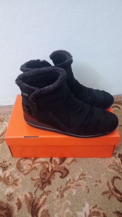 Зимни боти за момиче