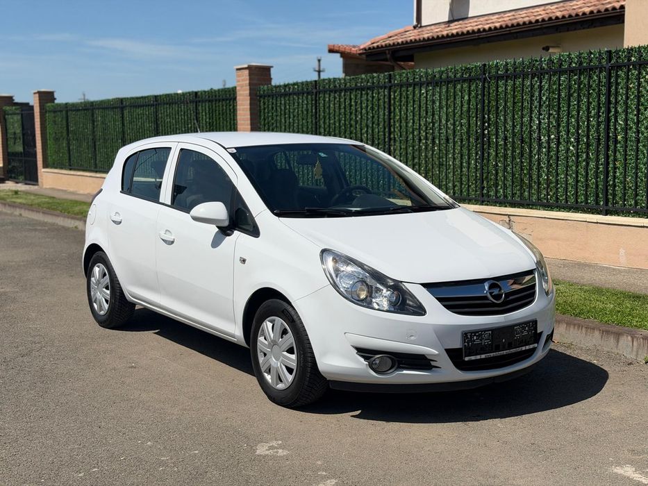 Opel Corsa Automat 1.2benzina