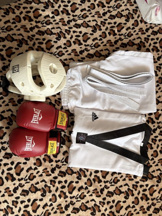 Спорт. Набор для тэхквандо