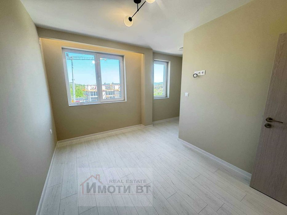 Продава се Тристаен апартамент в Велико Търново, Център - 88 кв.м за 1694 €/кв.м - Снимка #9