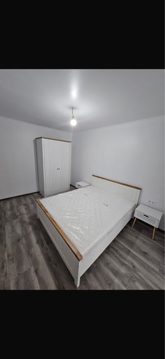 Vând apartament doua camere renovat !!!