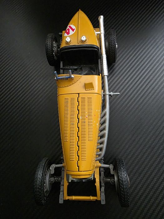 2 machete auto 150 lei