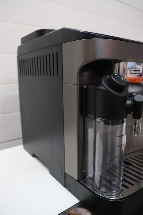 Кафеавтомат Delonghi Magnifica Evo Next, кафемашина 1450W
