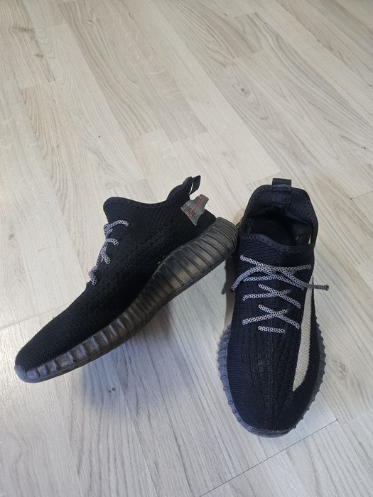 Легкие кроссовки 38 разм