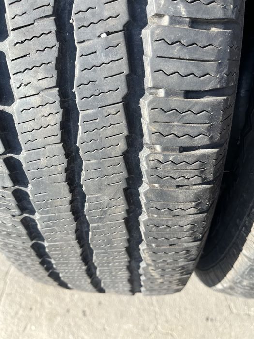 2 бр. зимни гуми за бус 215/70/15C GT Radial DOT 1419 5,5-6 mm