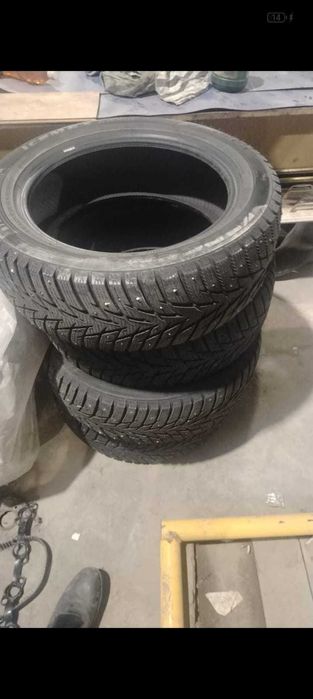 Продам Б/У  Автошины летние.  215,  55,  R17