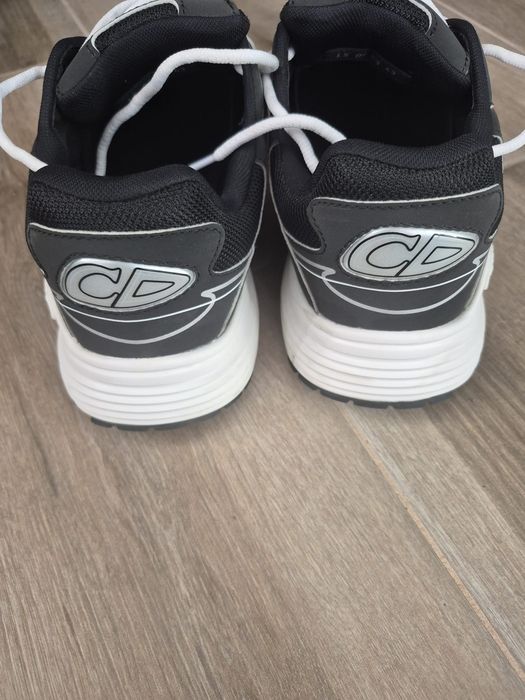 Christian Dior B30
