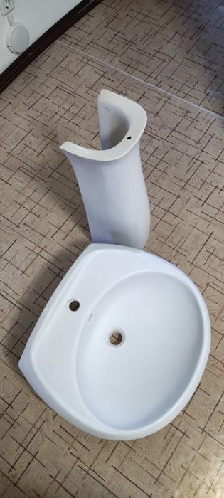 Продам раковину в хорошем состоянии