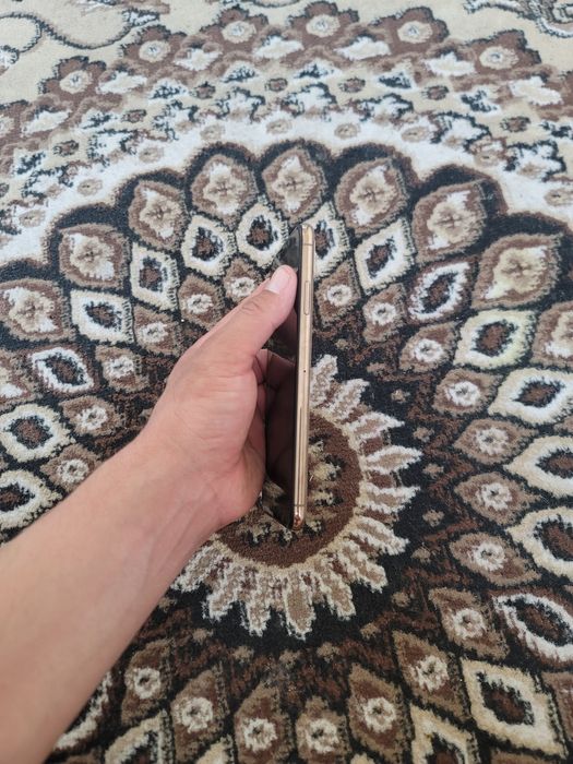 Iphone XS Max  LL/A 64GB!