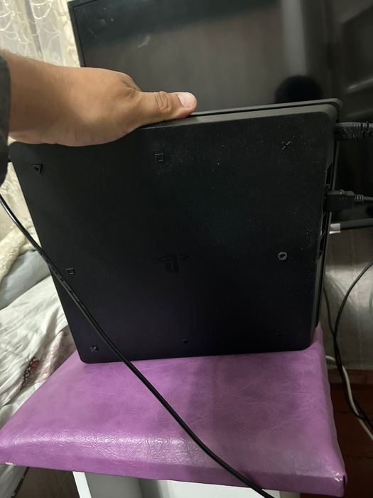 Продам новый пс 4 слим