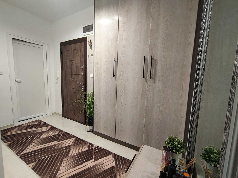 Продава се Двустаен апартамент в Търговище, Боровец - 70 кв.м за 795 €/кв.м - Снимка #8