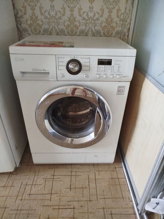 Продам стиральную машину LG