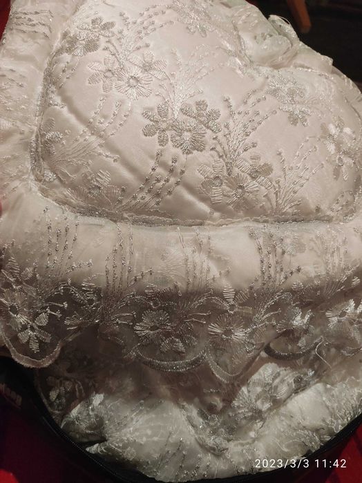 Kelinlar uchun yotoq yopinchiq