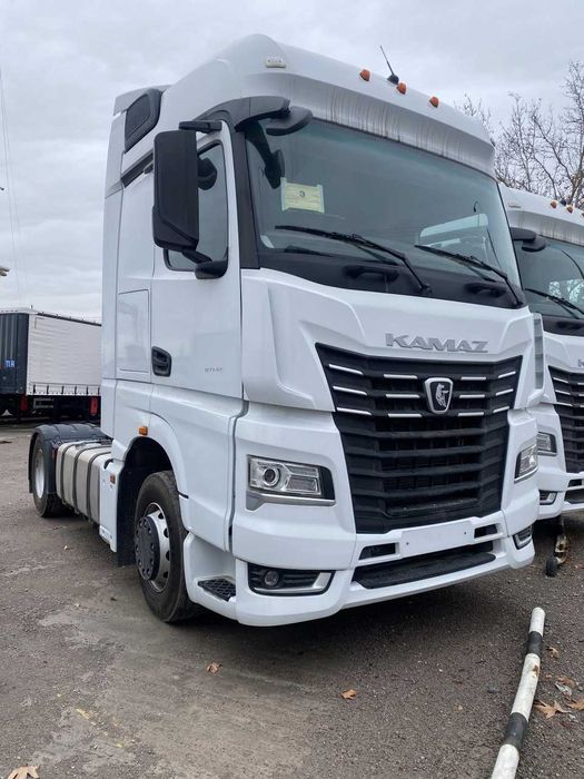 Седельный тягач кама 4х2 Дизел