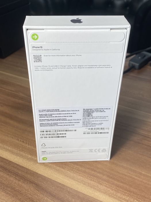 iPhone 16• 128 GB • Black