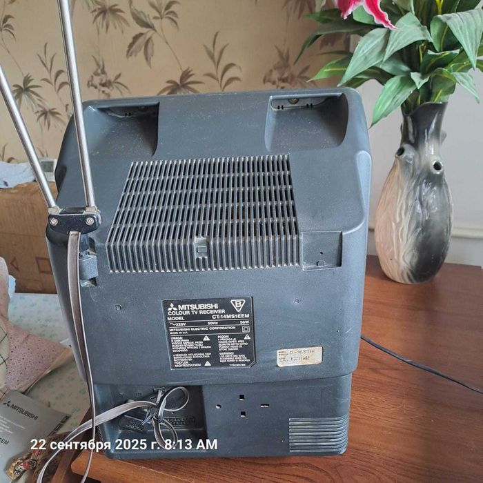 Телевизор Mitsubishi