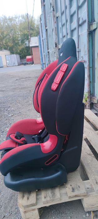 Детское автокресло