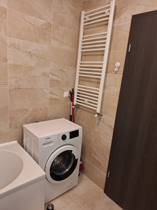 Inchiriere garsonieră cu loc de parcare în ansamblu  Moghioroș Park Residence